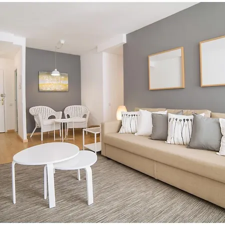 Gaudi Apartman *